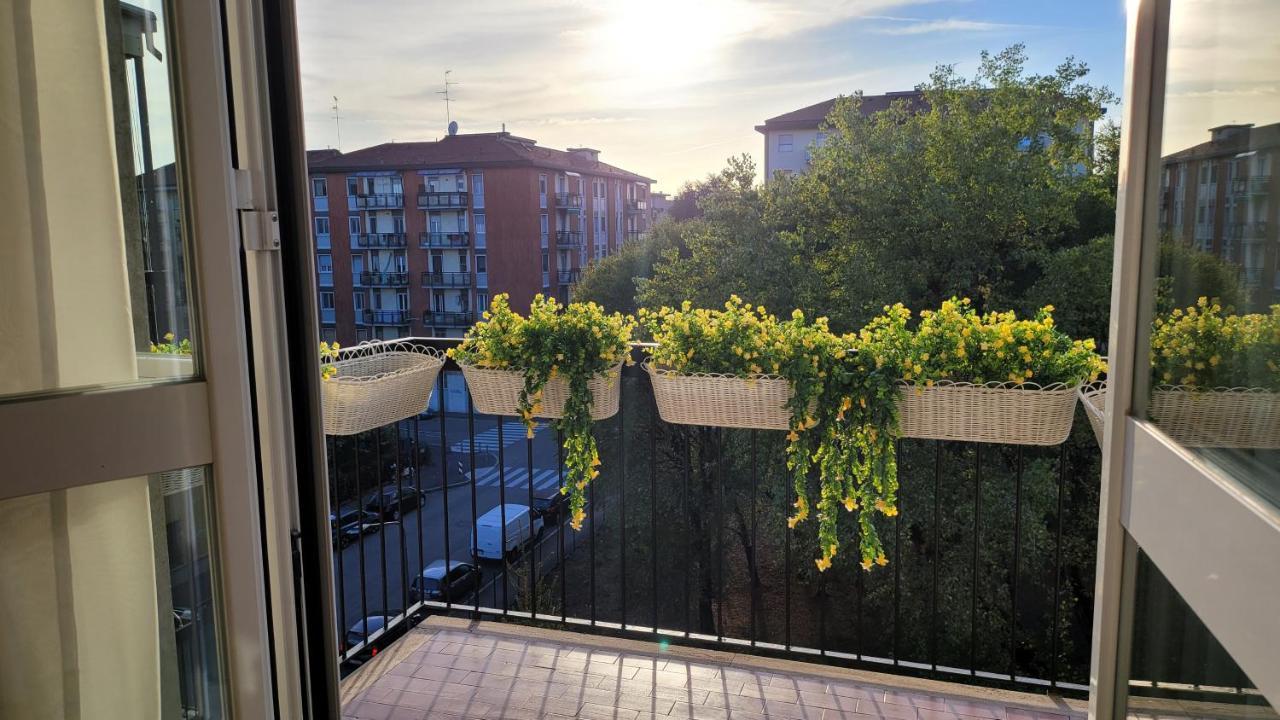Milano City Apartments - Stylish House Free Wifi-Parking-Airport 외부 사진