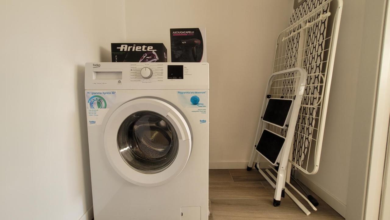 Milano City Apartments - Stylish House Free Wifi-Parking-Airport 외부 사진